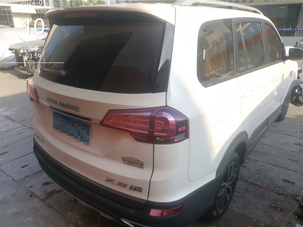 车辆图片-3
