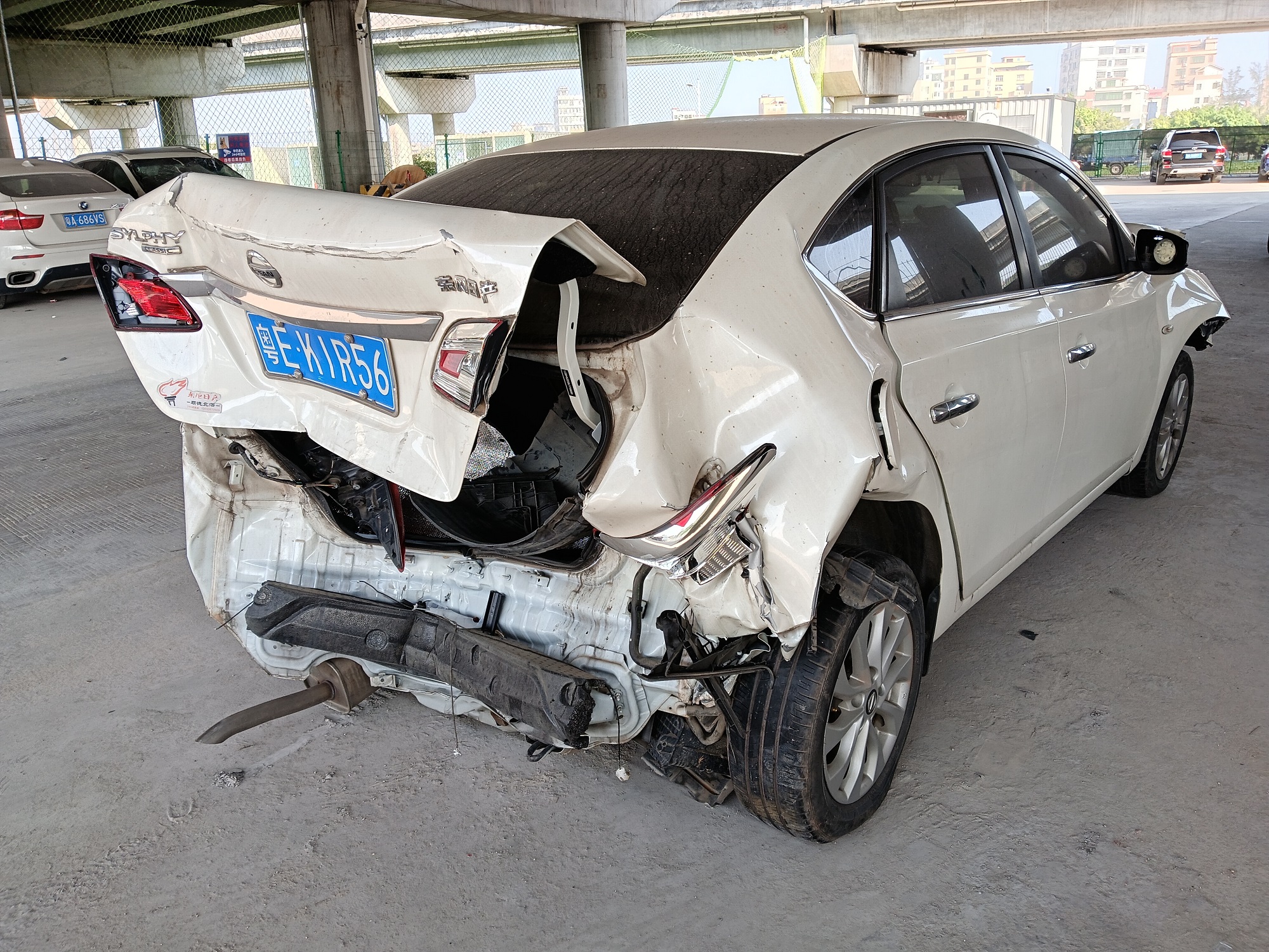 车辆图片-3