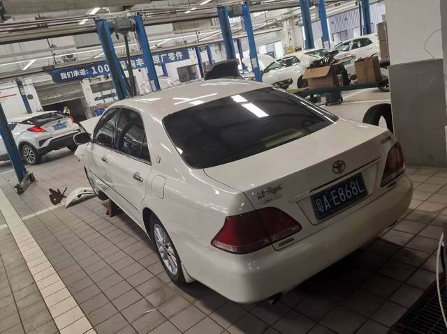 车辆图片-0