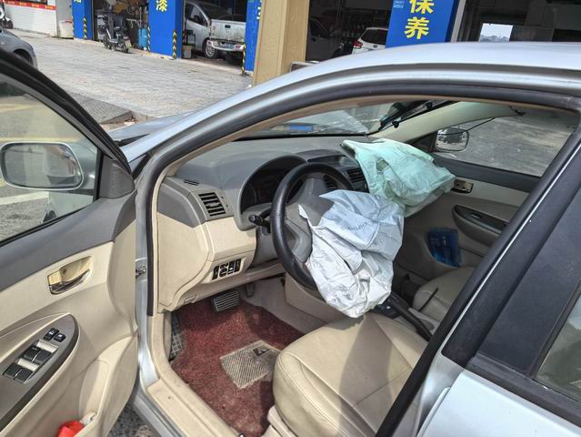 车辆图片-6