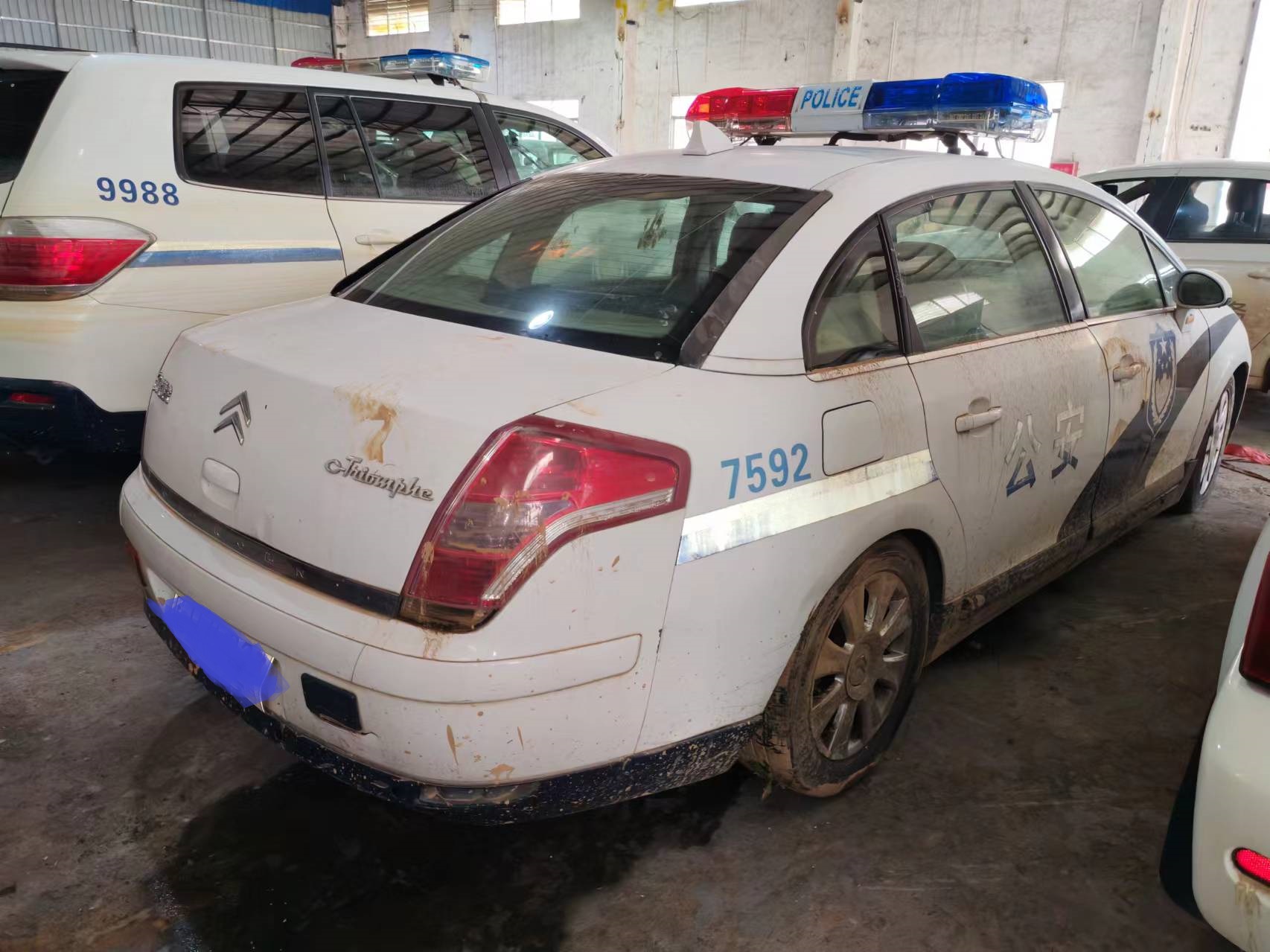 车辆图片-0