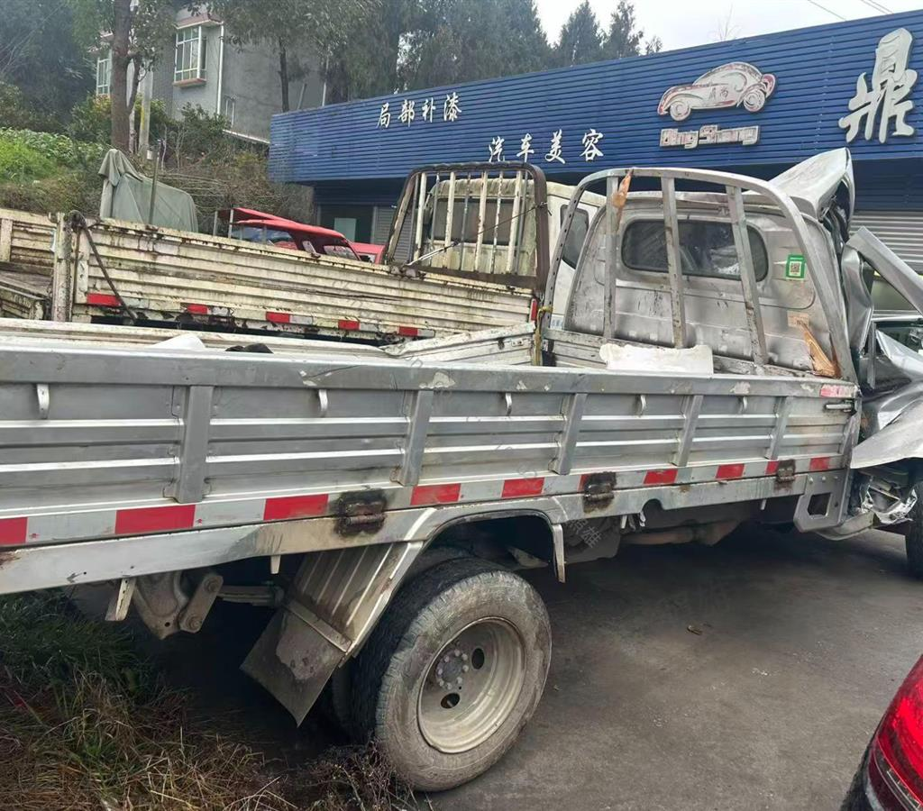 车辆图片-0