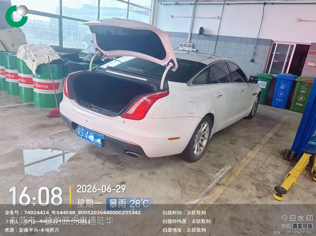 车辆图片-9